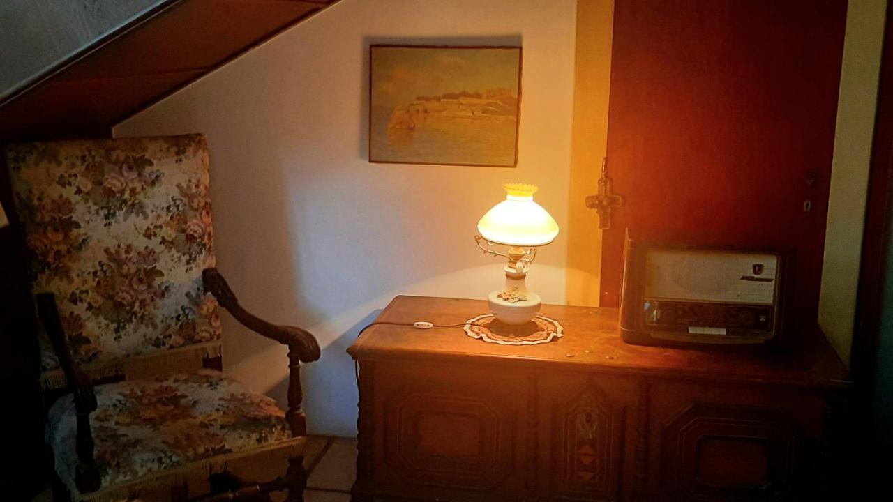 Apartment Old Captain's - In A Pine Wood By The Sea And Tennis Courts Split