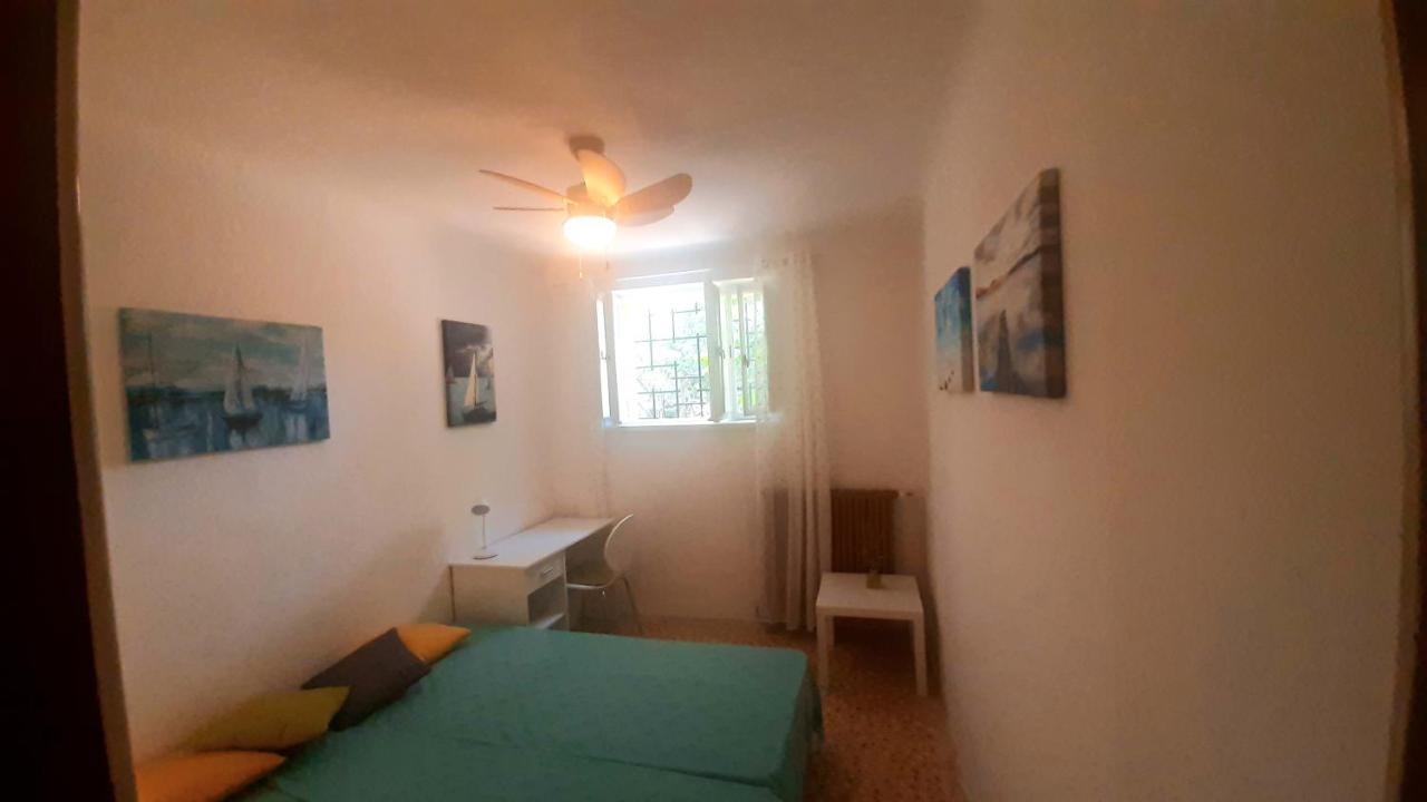 Apartment Old Captain's - In A Pine Wood By The Sea And Tennis Courts Split