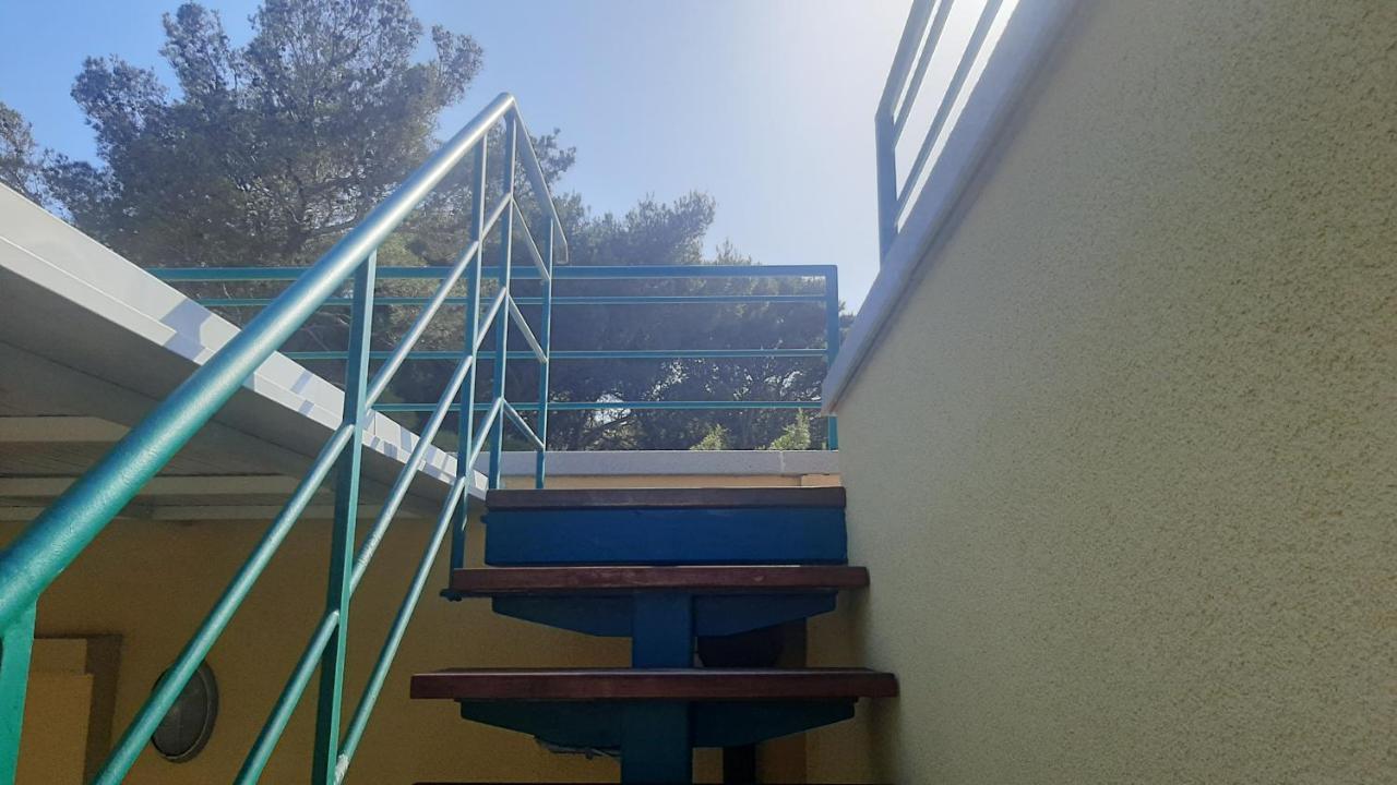 Old Captain's - In A Pine Wood By The Sea And Tennis Courts *